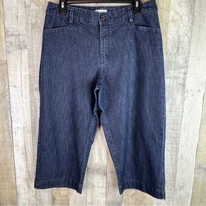 Lee Just Below The Waist Size 12 Medium Dark Blue Wash Capri Jeans Front…